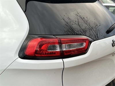 2017 Jeep Cherokee Sport