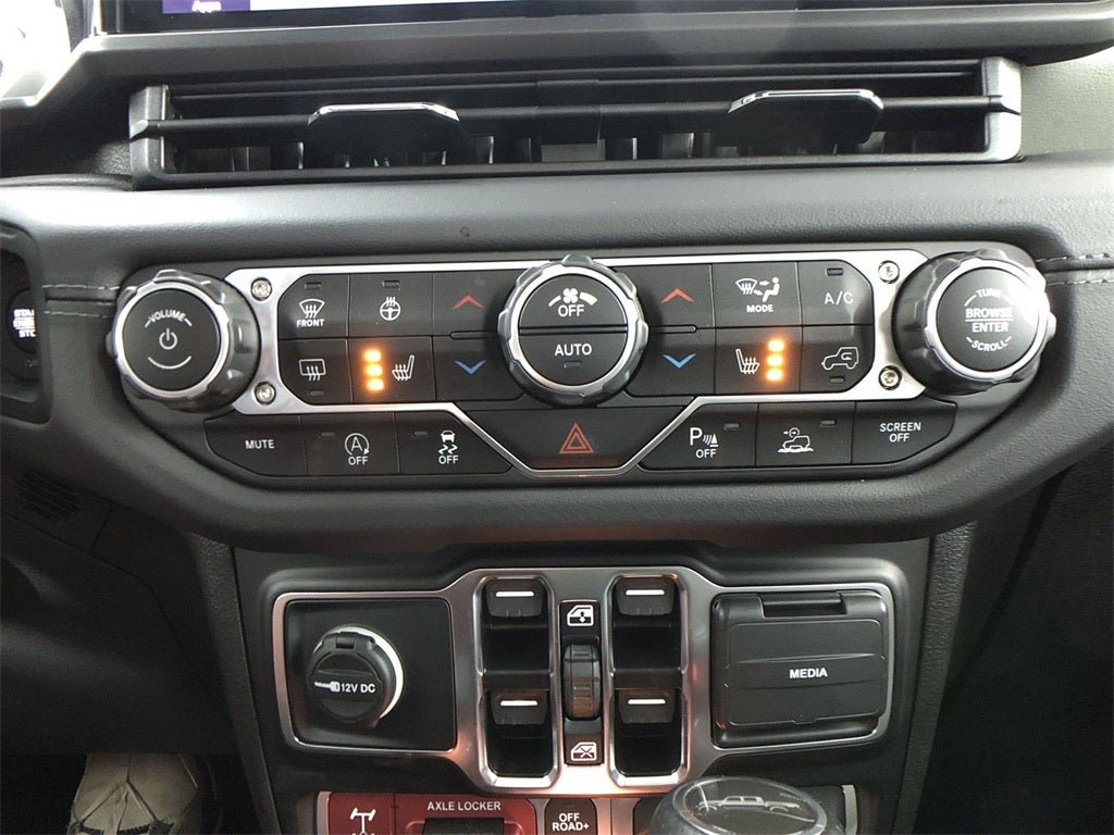 2025 Jeep Gladiator Mojave X