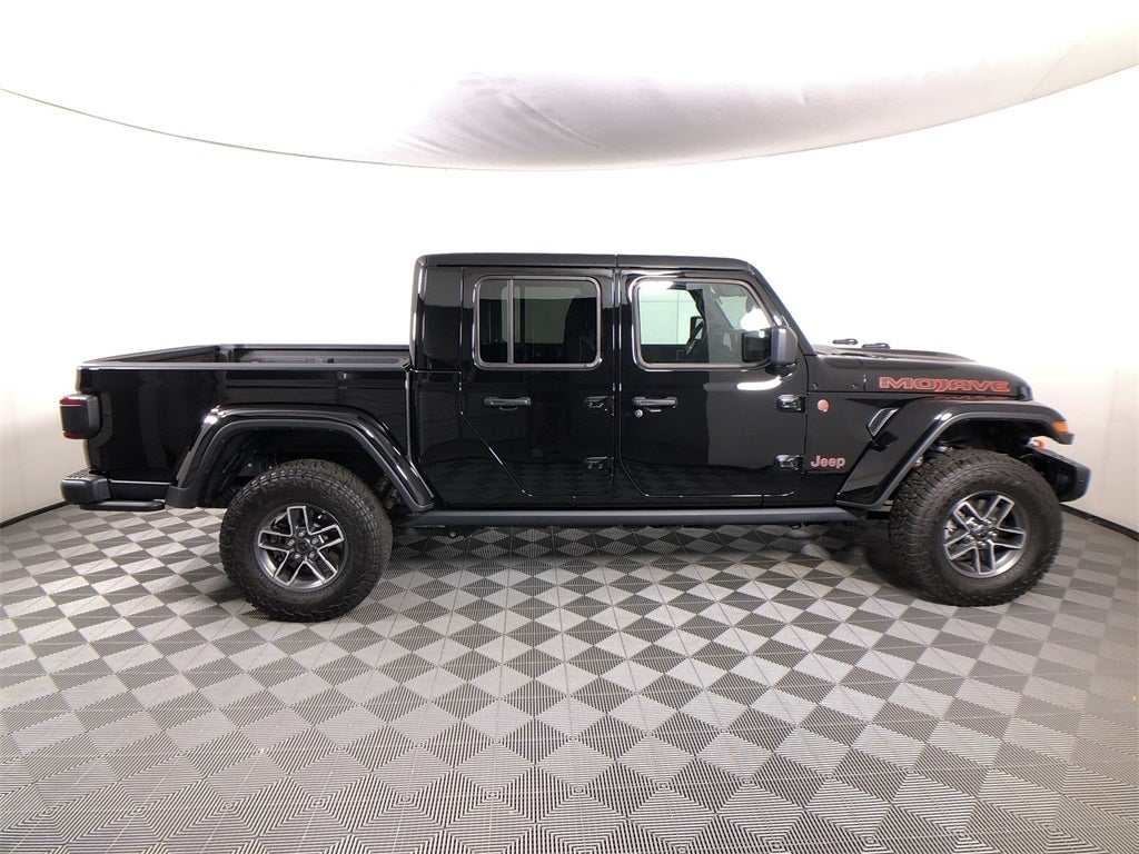 2025 Jeep Gladiator Mojave X