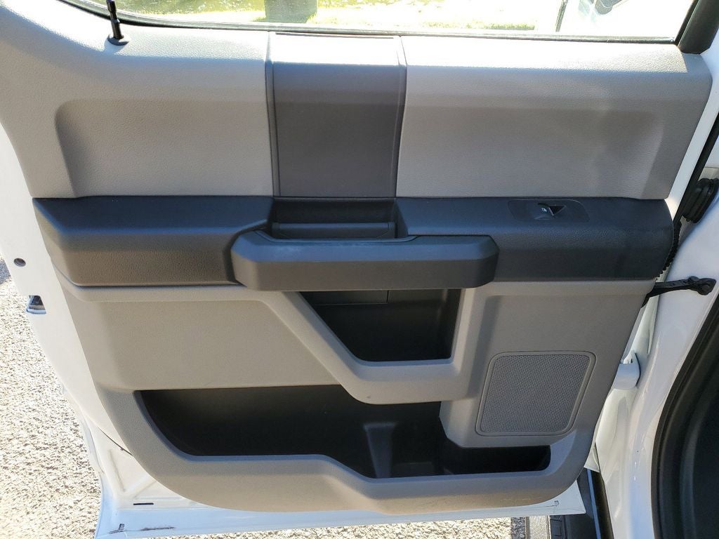 2022 Ford Super Duty F-350 SRW Pickup XL