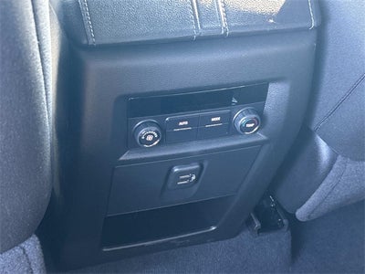 2024 Chevrolet Traverse Limited LT Cloth