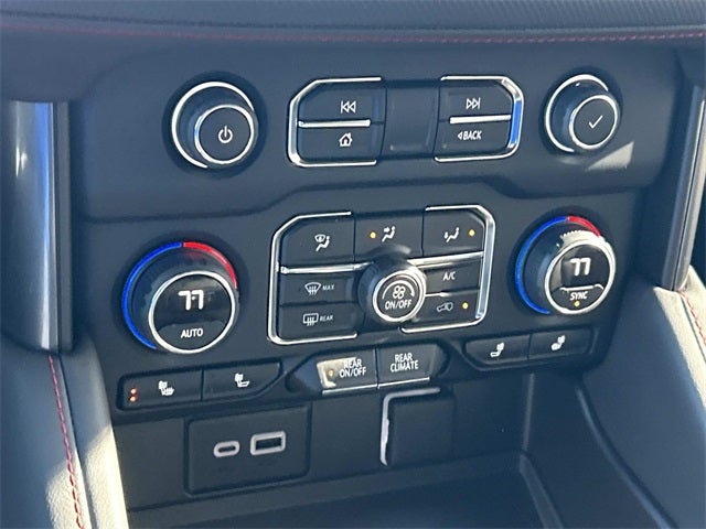 2024 Chevrolet Suburban RST