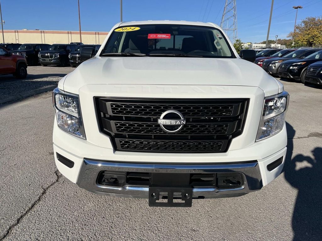 2024 Nissan Titan SV