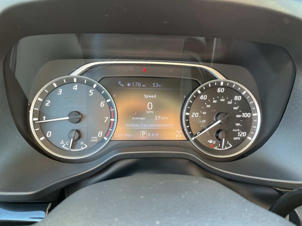 2024 Nissan Titan SV