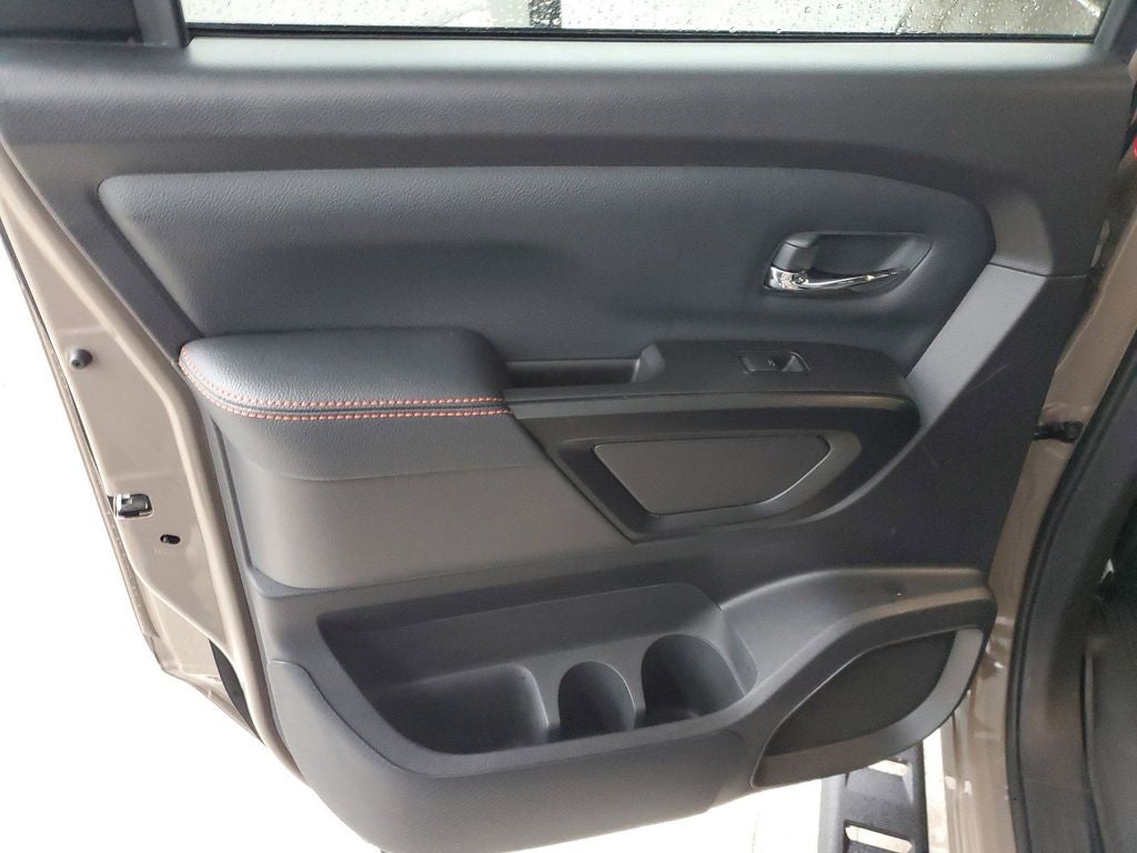 2024 Nissan Titan PRO-4X