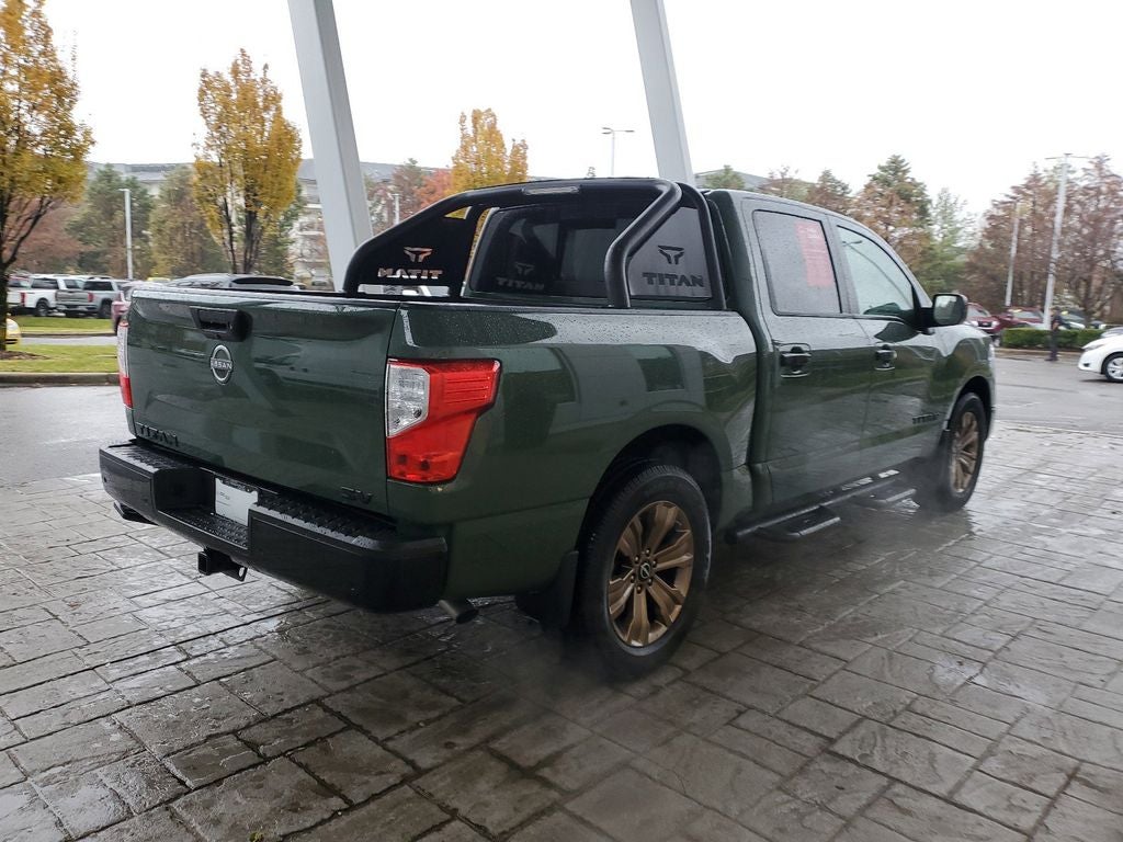 2024 Nissan Titan SV