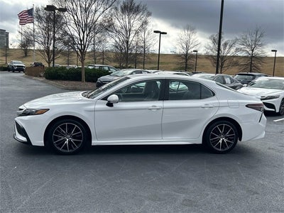 2024 Toyota Camry SE