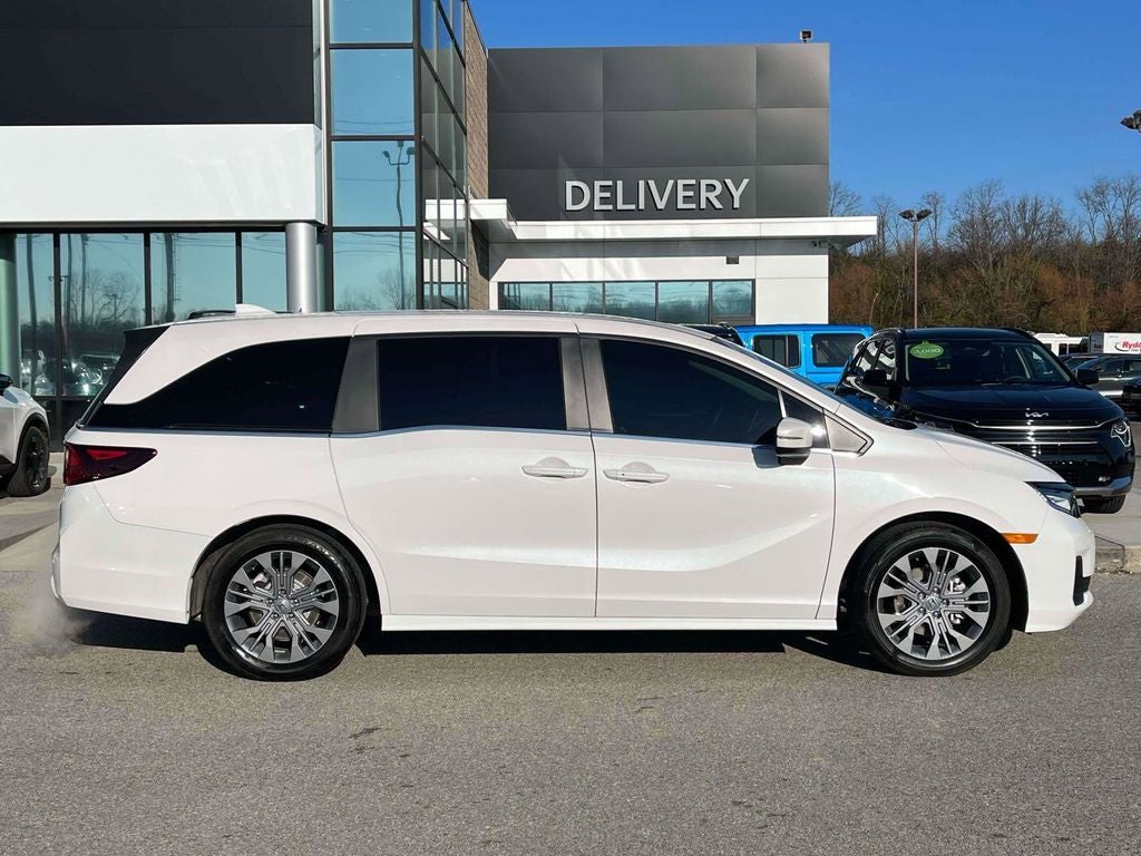 2025 Honda Odyssey Touring