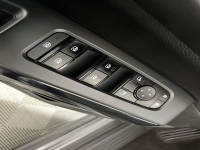 2023 Nissan Pathfinder S