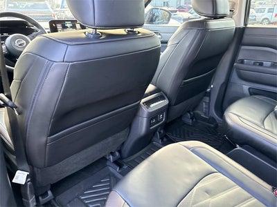 2024 Nissan Pathfinder Platinum