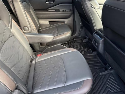 2024 Nissan Pathfinder Platinum