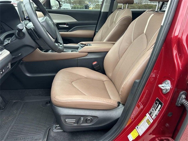 2024 Toyota Grand Highlander Platinum
