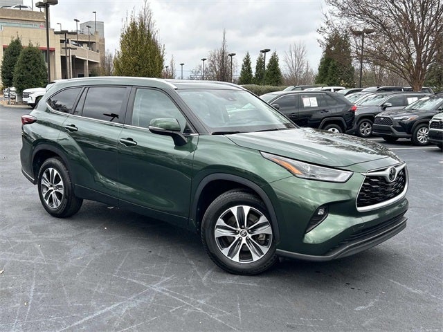 2024 Toyota Highlander XLE