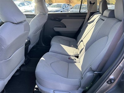 2024 Toyota Highlander LE