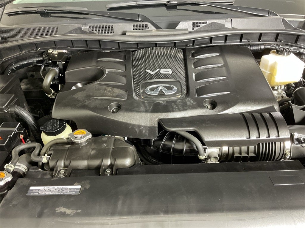 2024 INFINITI QX80 LUXE