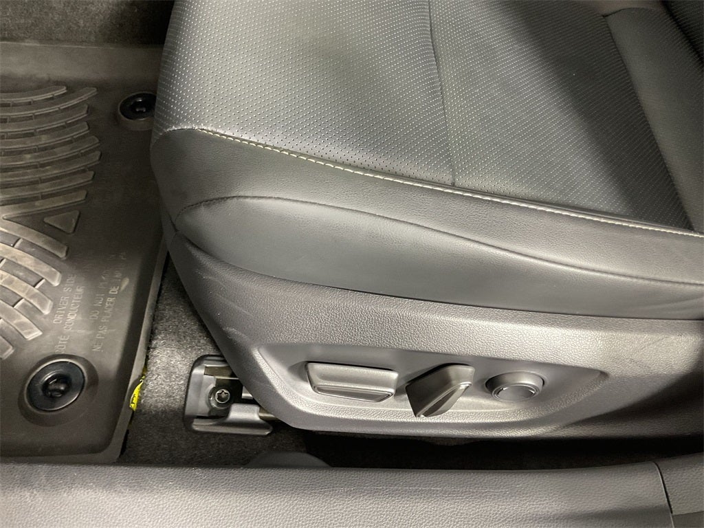 2025 Toyota Prius XLE