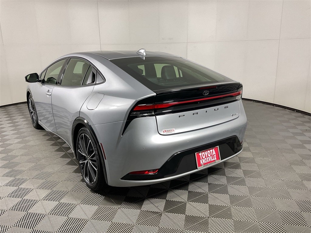 2025 Toyota Prius XLE