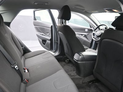 2022 Hyundai Elantra SE