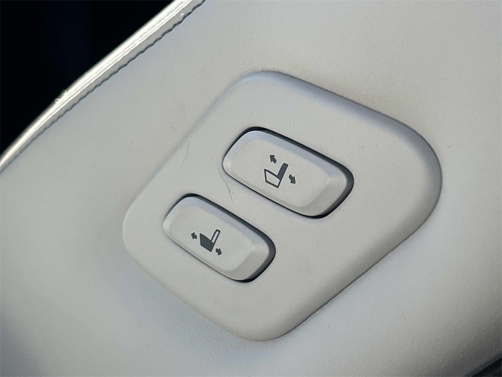 2025 Genesis G70 3.3T Sport Advanced