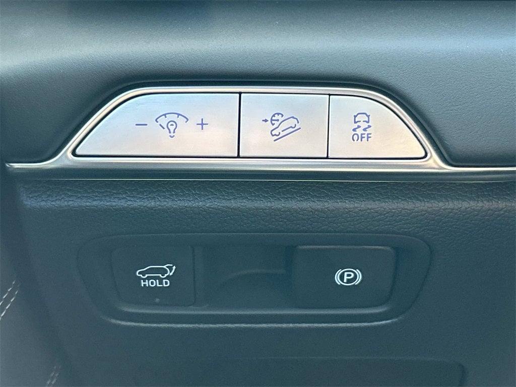 2025 Genesis GV80 Select