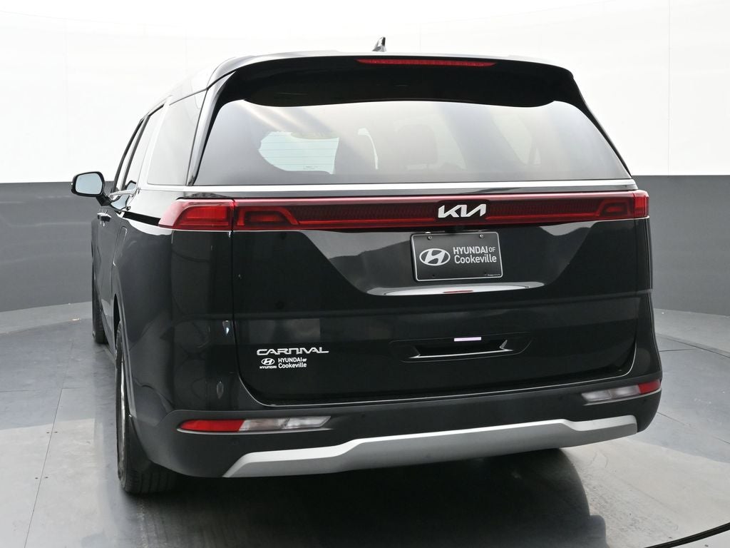 2024 Kia Carnival LX