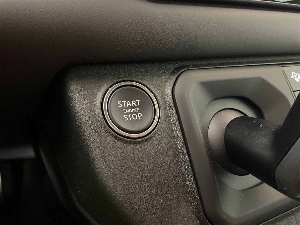 2025 Land Rover Defender 110 Sedona Red