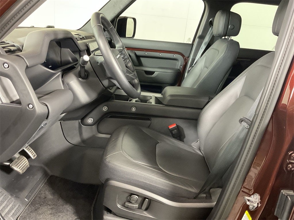 2025 Land Rover Defender 110 Sedona Red