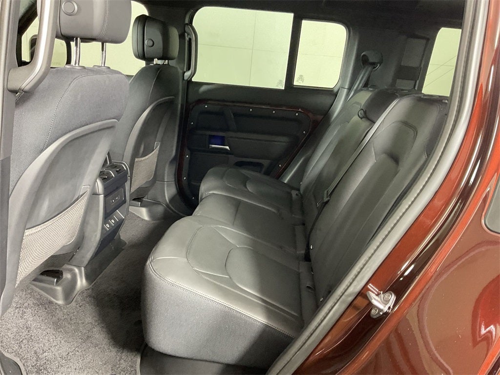 2025 Land Rover Defender 110 Sedona Red