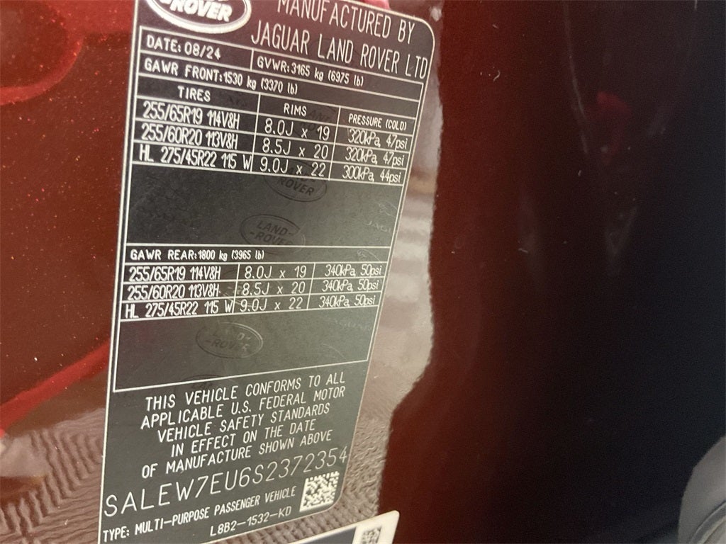 2025 Land Rover Defender 110 Sedona Red