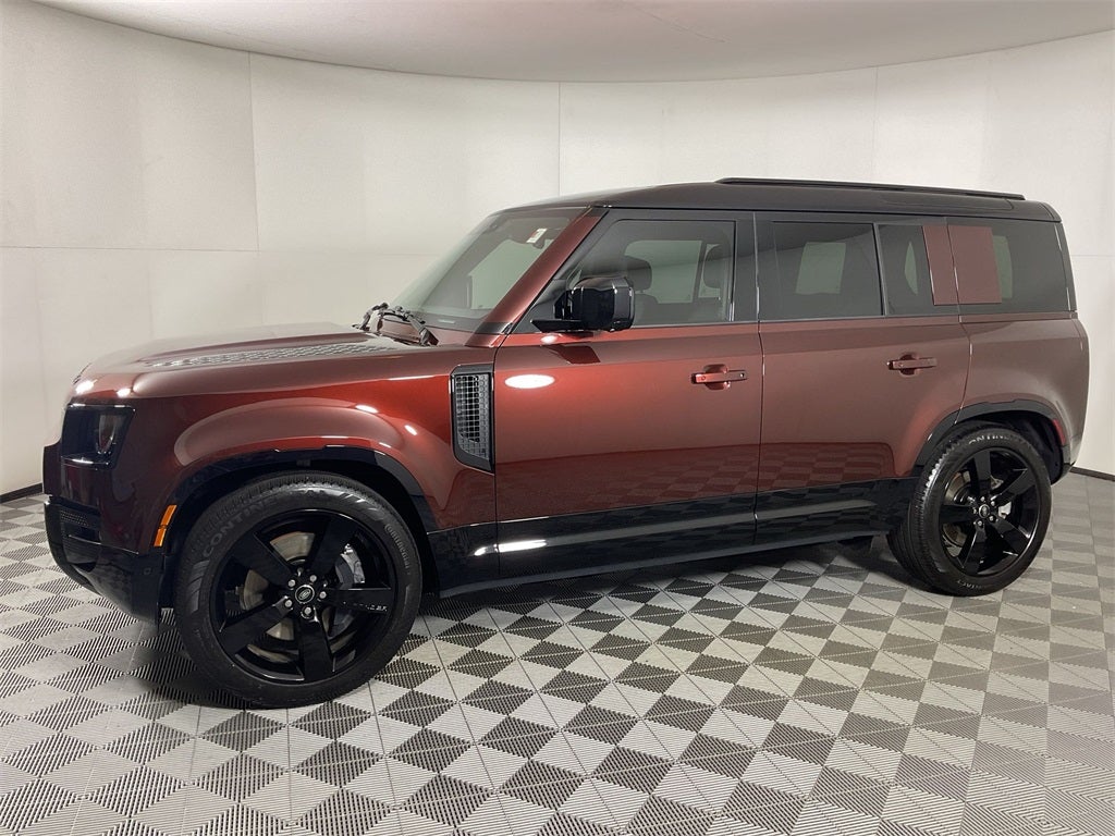 2025 Land Rover Defender 110 Sedona Red