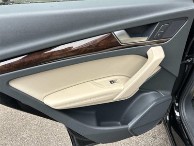 2020 Audi Q5 Premium Plus