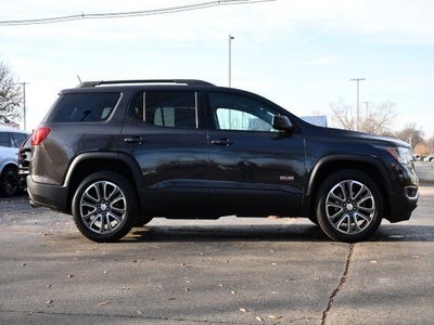 2017 GMC Acadia SLT 1