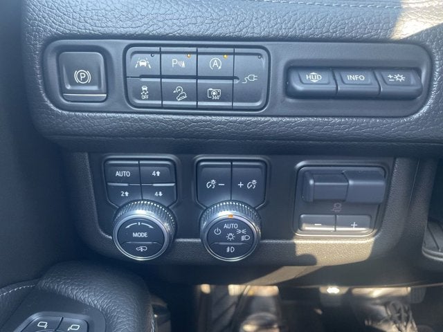 2022 GMC Yukon Denali Denali