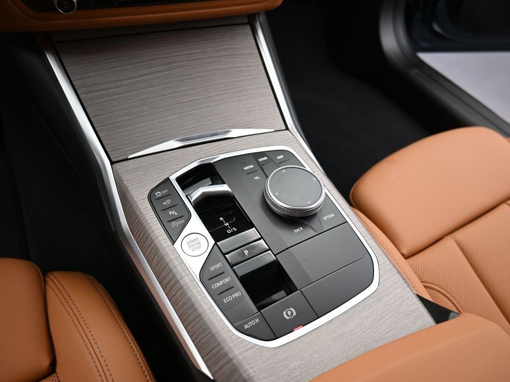 2025 BMW 3 Series 330i xDrive