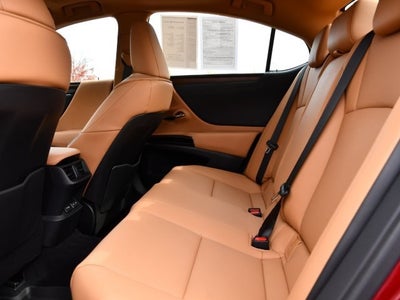 2025 Lexus ES 300h F Sport