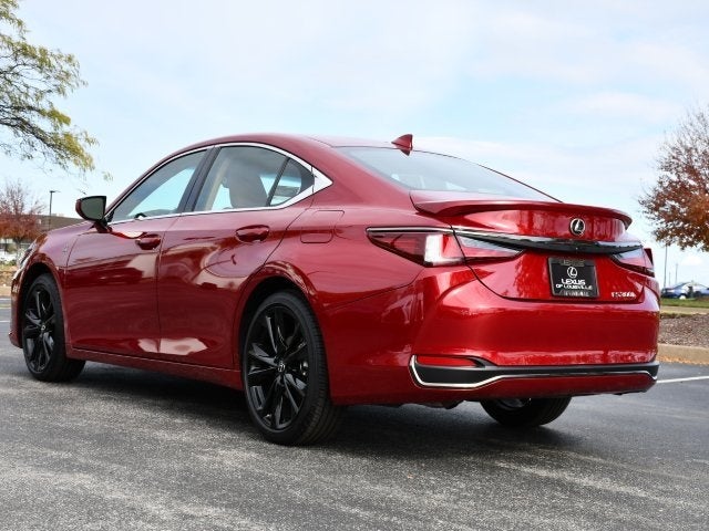 2025 Lexus ES 300h F Sport