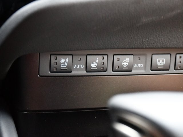 2025 Lexus ES 300h Luxury