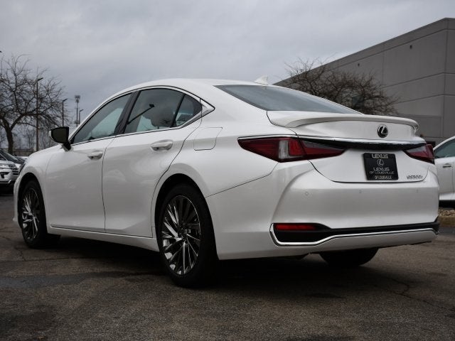 2025 Lexus ES 300h Luxury