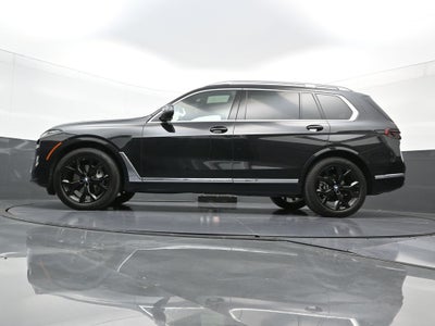 2025 BMW X7 xDrive40i