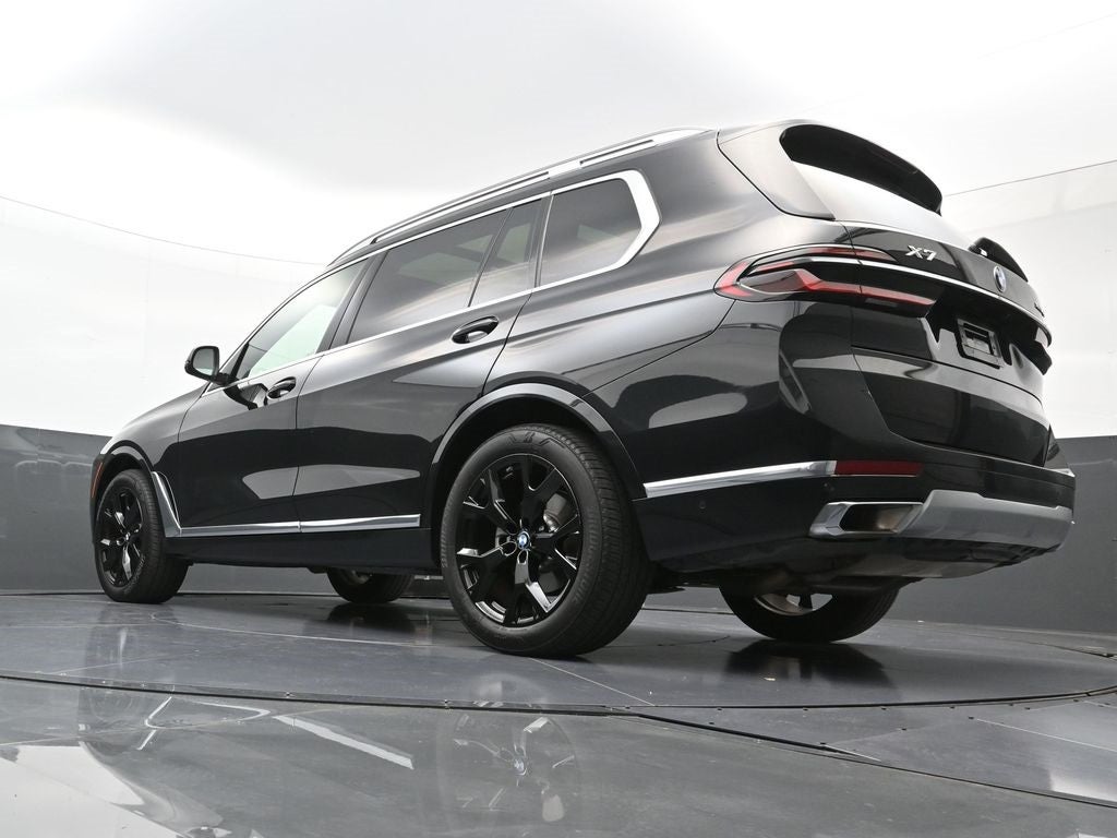 2025 BMW X7 xDrive40i
