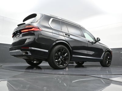2025 BMW X7 xDrive40i