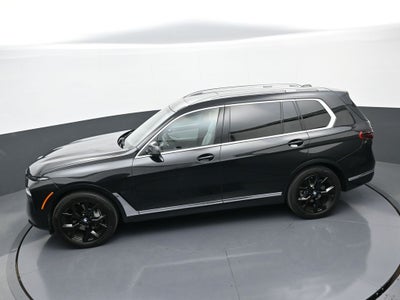 2025 BMW X7 xDrive40i