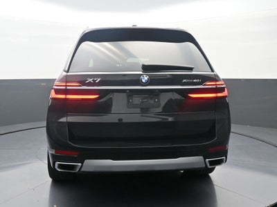 2025 BMW X7 xDrive40i