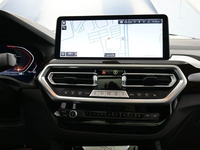 2025 BMW X4 xDrive30i