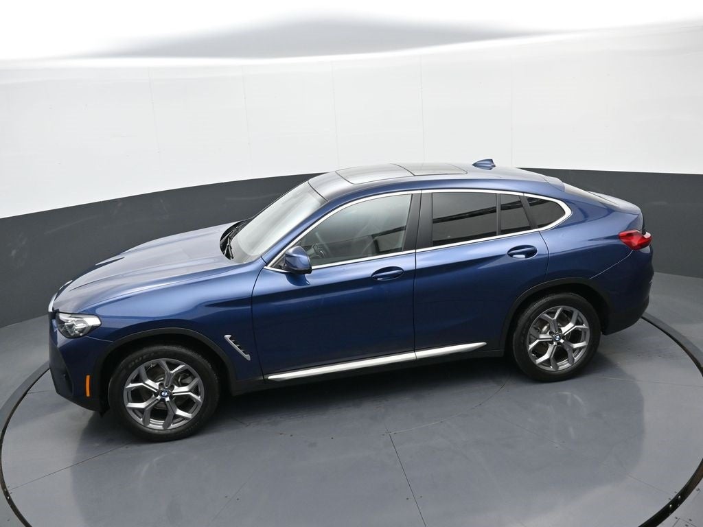 2025 BMW X4 xDrive30i