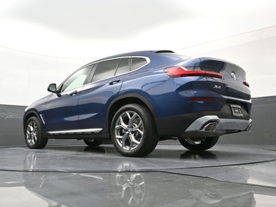 2025 BMW X4 xDrive30i