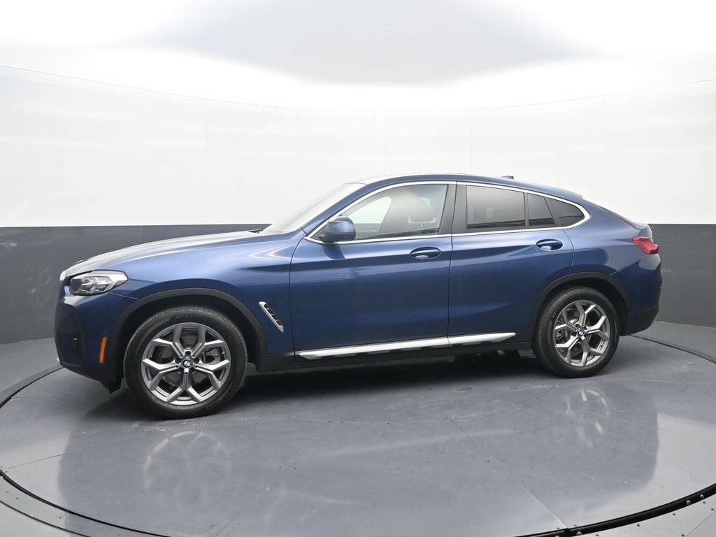 2025 BMW X4 xDrive30i