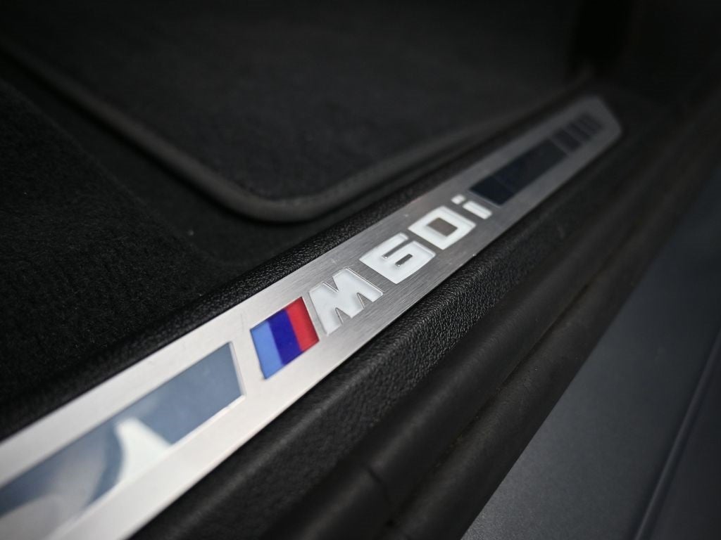 2025 BMW X7 M60i