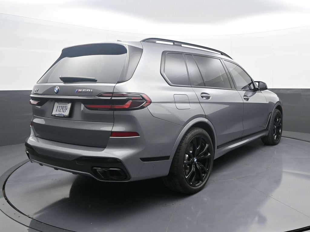 2025 BMW X7 M60i