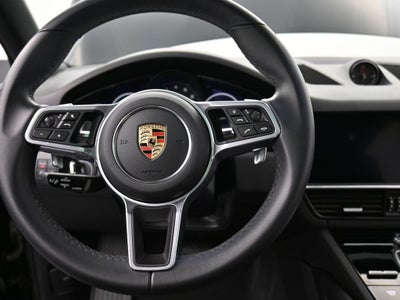 2023 Porsche Cayenne Base